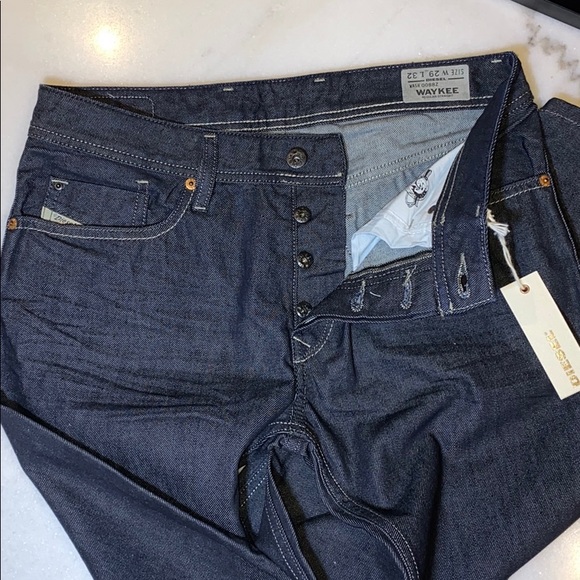 🔥Diesel Waykee Regular Straight Leg Jeans - Picture 2 of 6